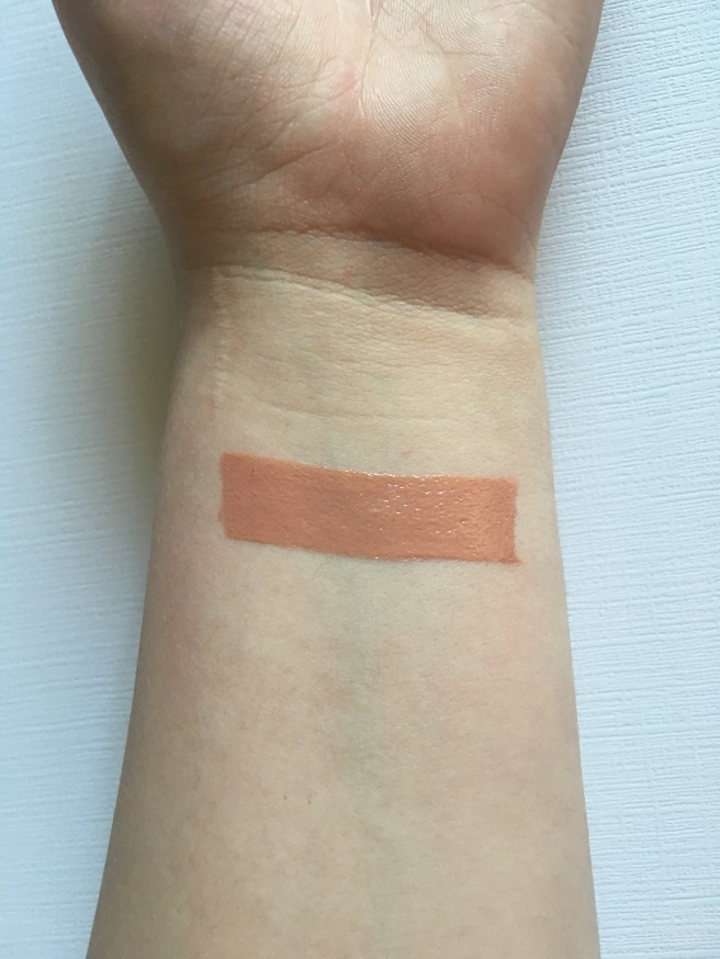 kylie gloss swatch