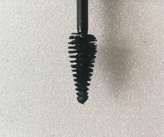 MUF smoky mascara wand